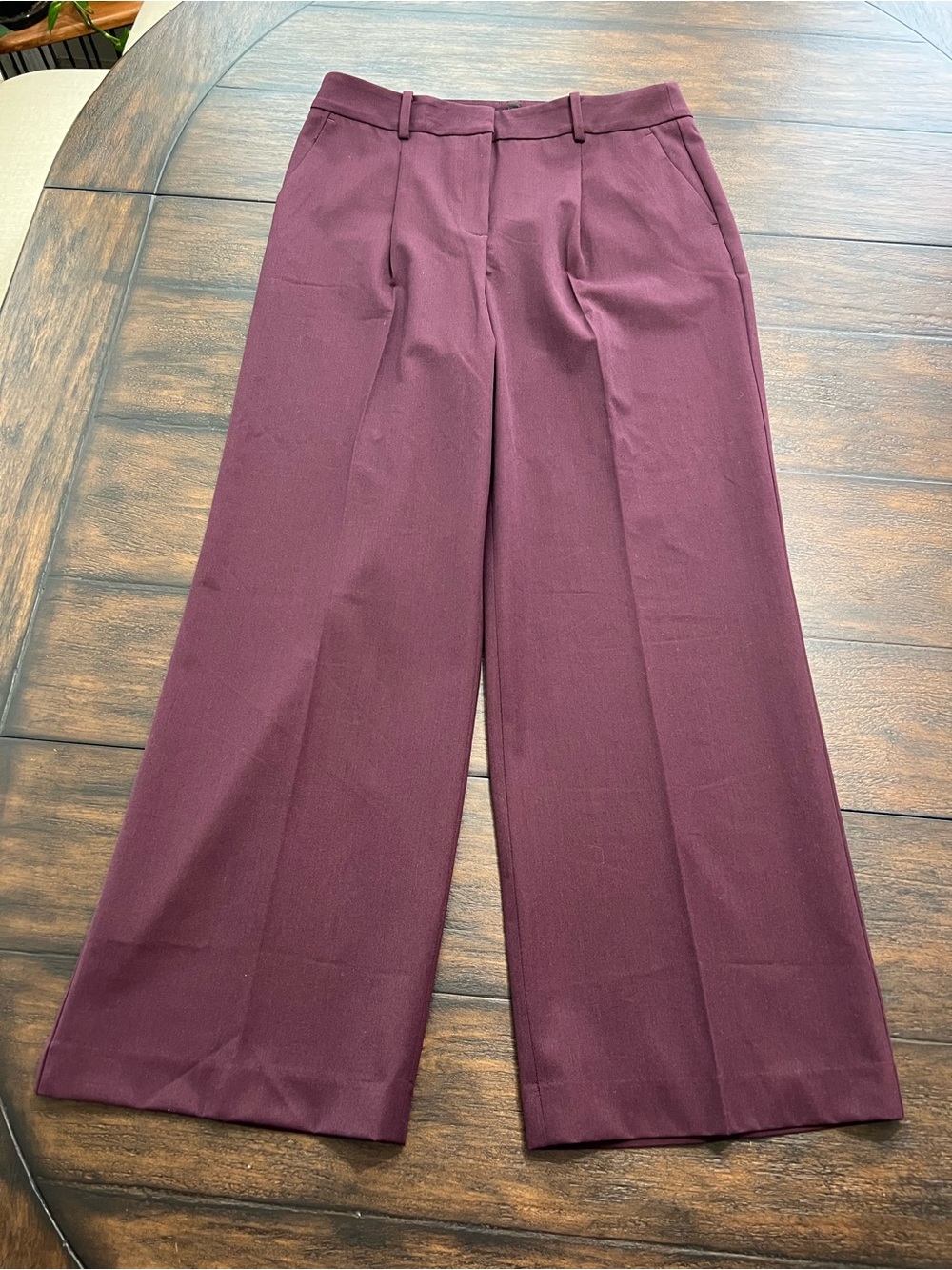 Talbots Women’s Burgundy Pleated Wide-Leg Dress Pants Pockets Zip Petite Size 10